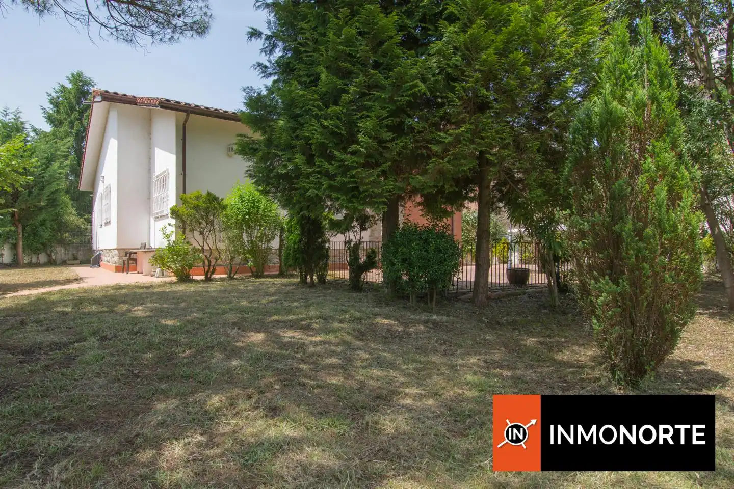 Jardín de Casa o chalet en venta en Laredo con Calefacción, Jardín privado y Terraza