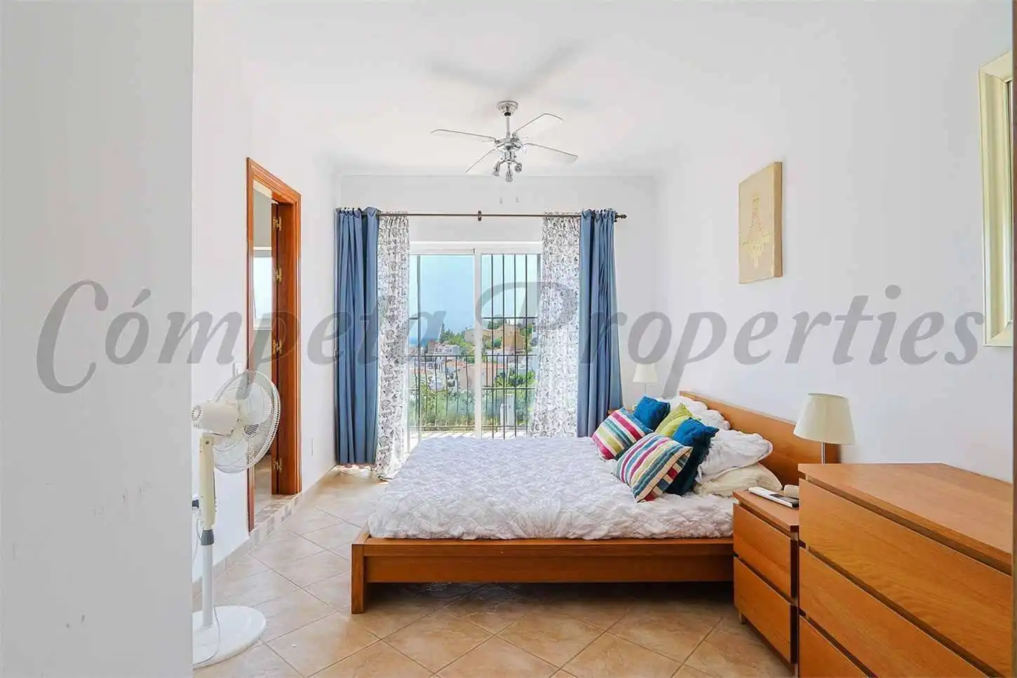 Casa con piscina en venta en Nueva Nerja, imagen 7