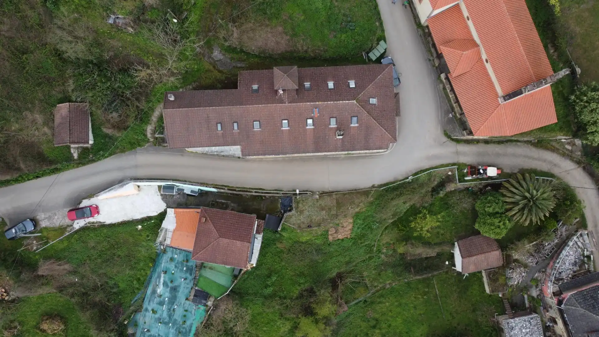 Finca rústica en venda en Lena amb Jardí privat, Traster i Balcó
