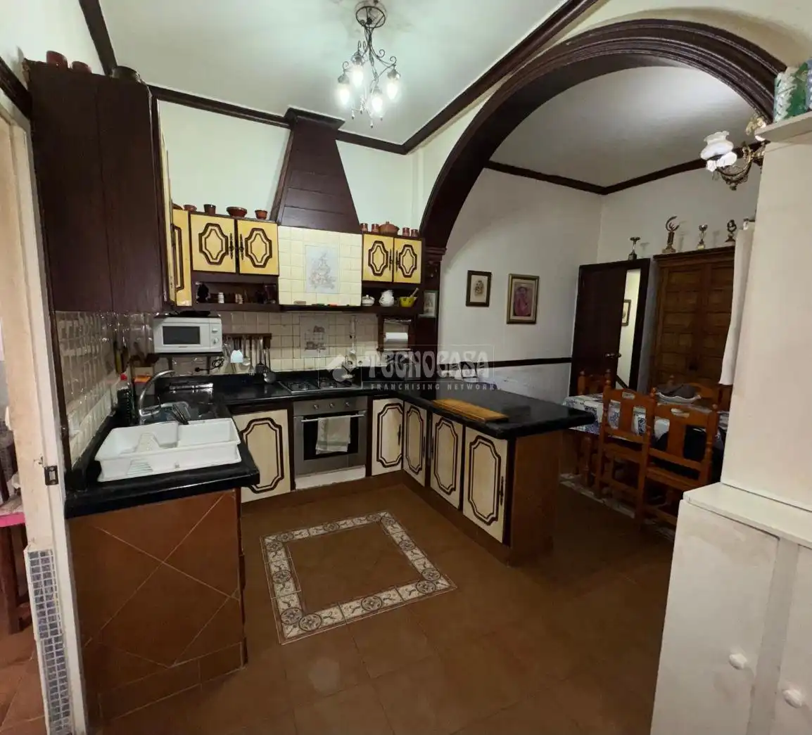 Kitchen of Flat for sale in Sevilla