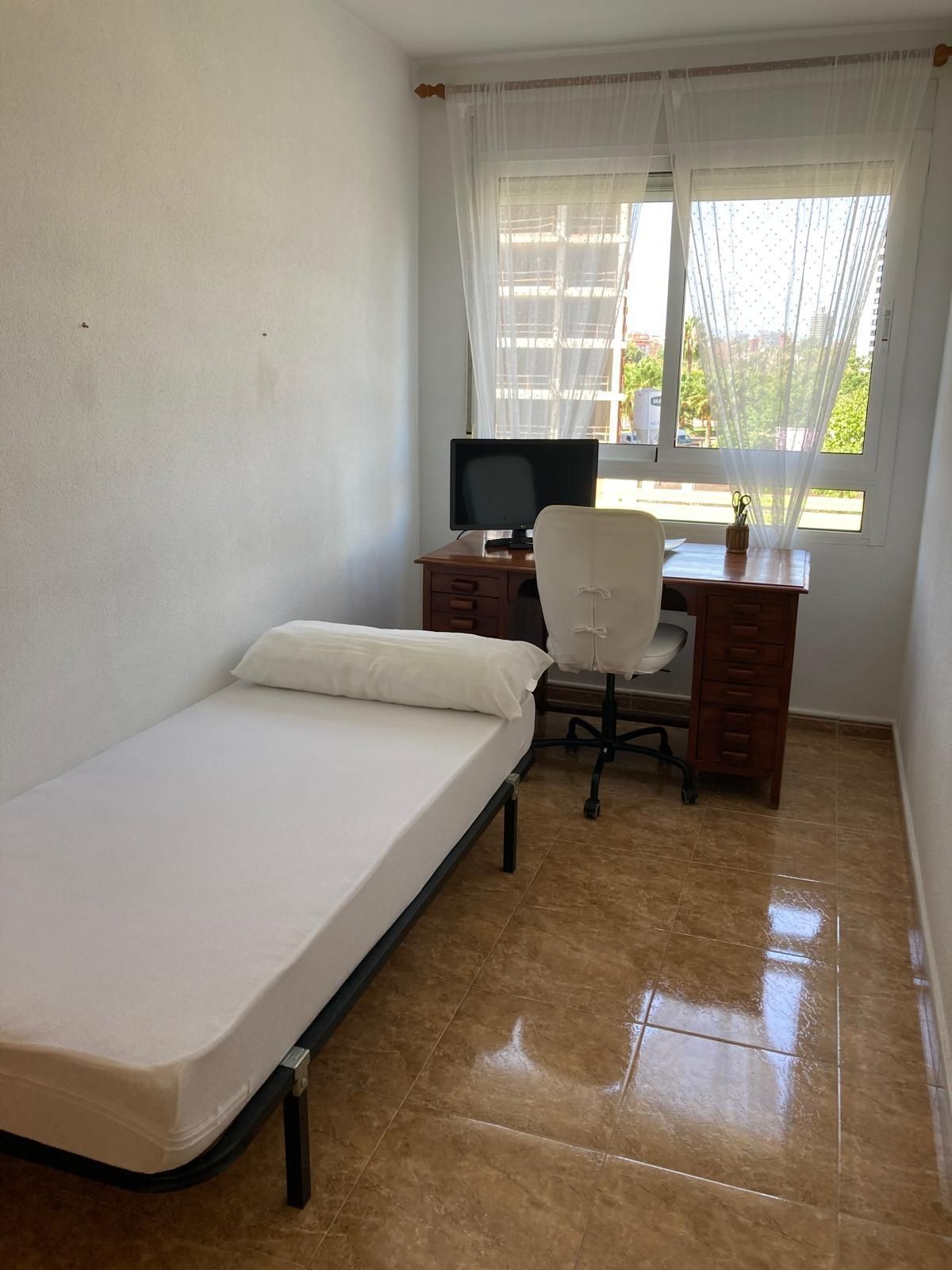 Bedroom of Flat to rent in  Murcia Capital  with Air Conditioner, Heating and Terrace