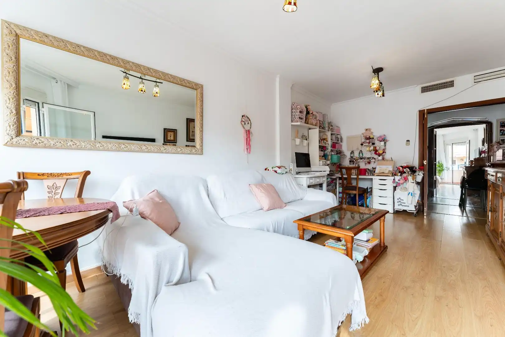 Sala d'estar de Apartament en venda en Málaga amb Aire condicionat, Traster i Piscina comunitària