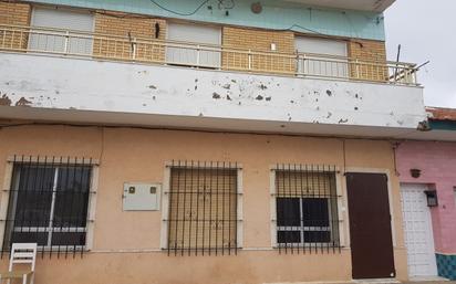 Vista exterior de Pis en venda en San Pedro del Pinatar amb Terrassa i Traster