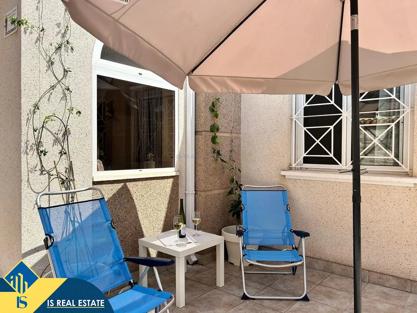 Terrassa de Casa adosada de lloguer en Torrevieja amb Aire condicionat, Calefacció i Jardí privat