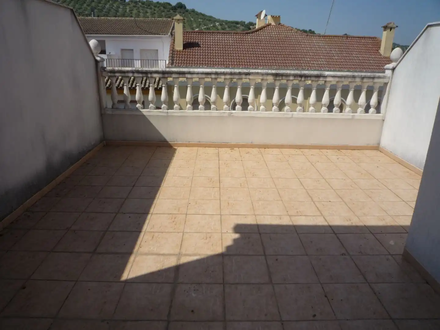 Terraza de Ático en venta en Nueva Carteya con Aire acondicionado, Terraza y Trastero