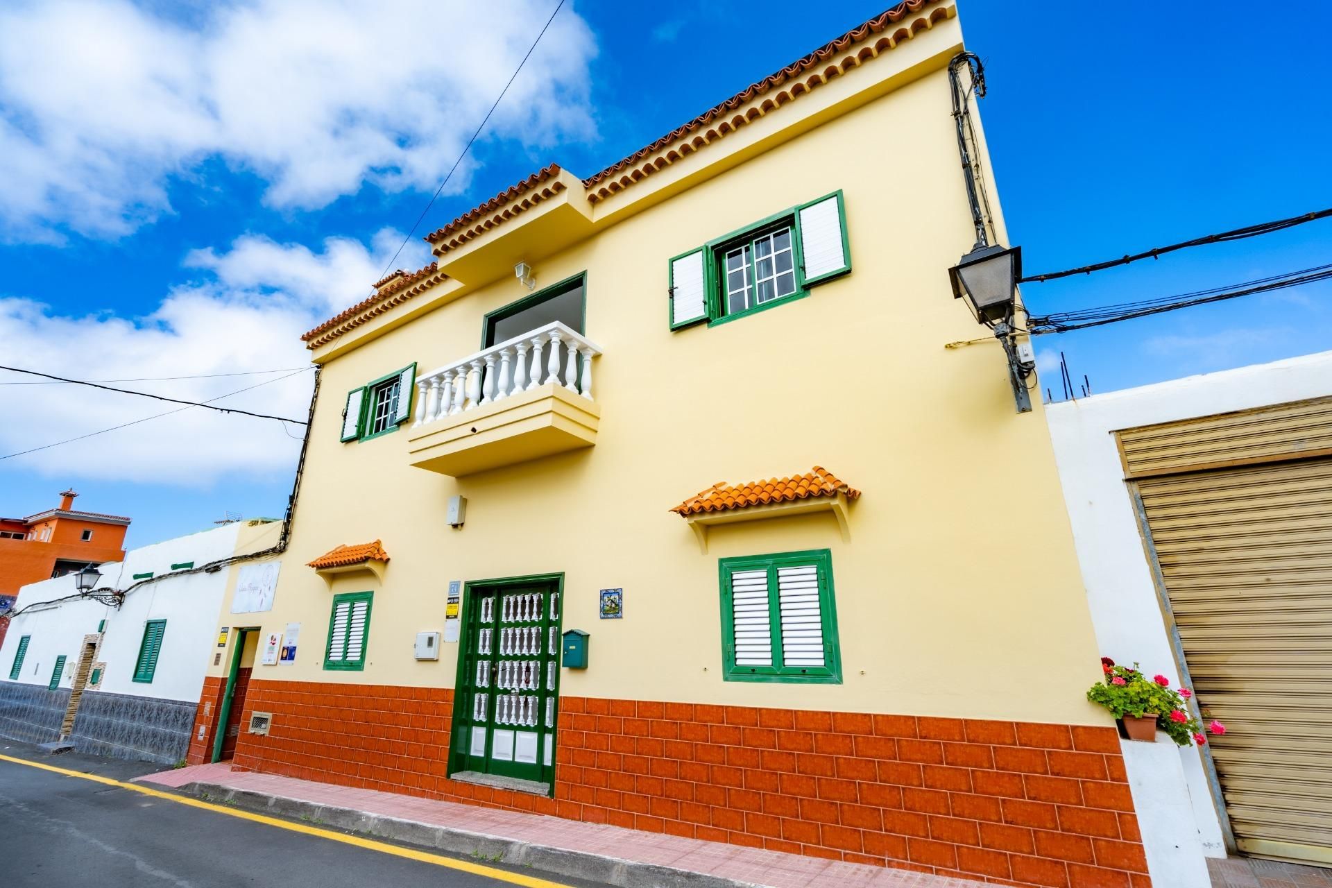 Exterior view of Building for sale in Arona