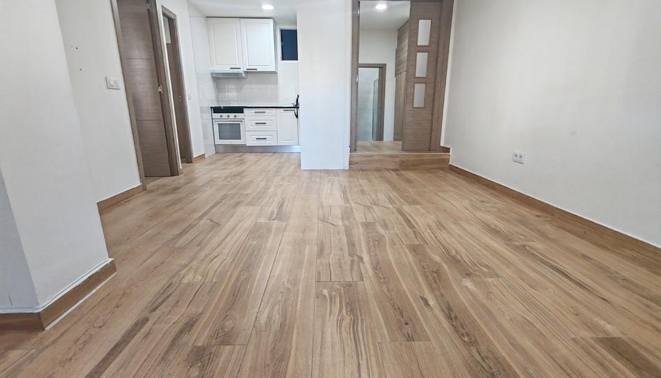 Foto 1 de Piso de alquiler en Calle de Lima, La Avanzada - La Cueva, Madrid