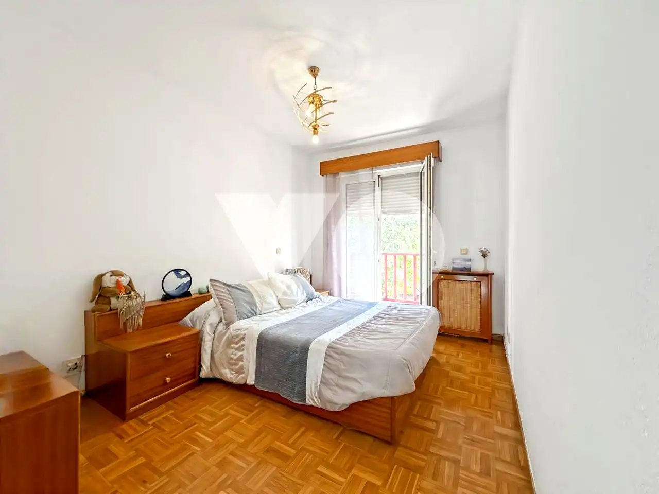 Dormitori de Pis en venda en Madrid amb Calefacció, Parquet i Terrassa
