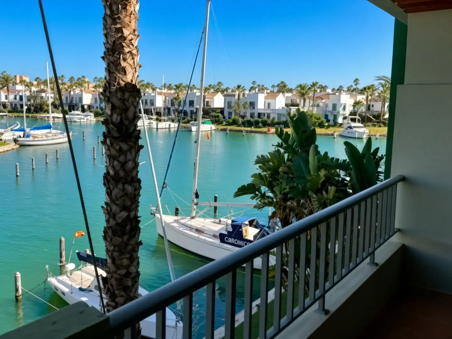 Apartment with terrace for sale in Puerto de Sotogrande - La Marina, imagen 7
