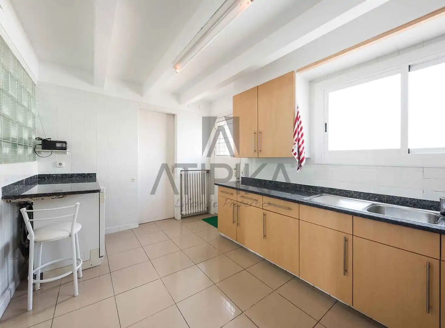 Cuina de Casa o xalet en venda en Sant Andreu de Llavaneres amb Calefacció, Terrassa i Traster