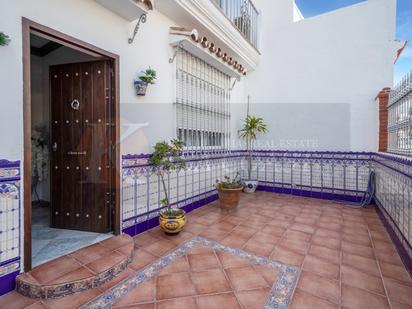 Exterior view of Single-family semi-detached for sale in Fuengirola  with Air Conditioner, Terrace and Balcony