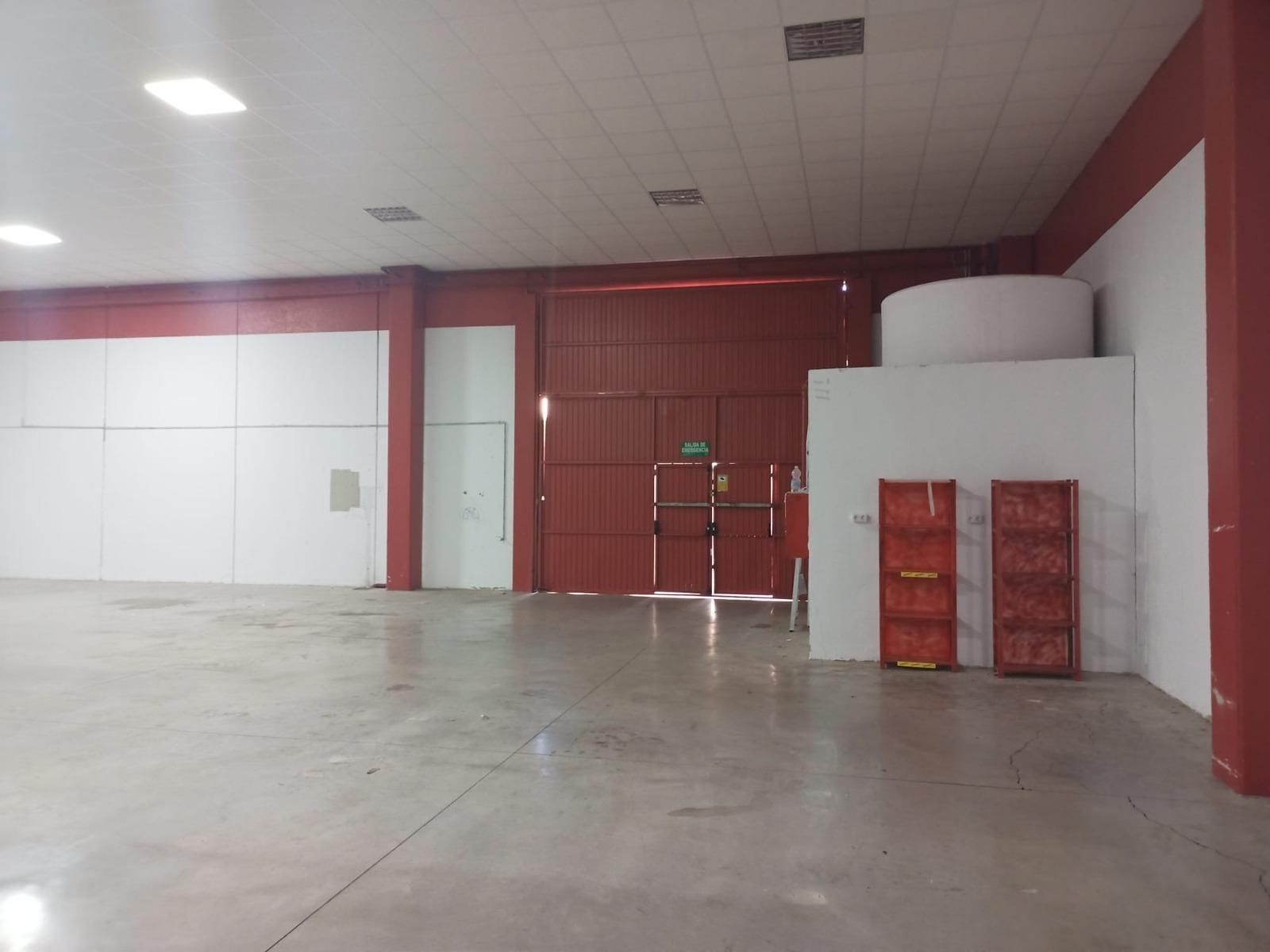 Nave industrial de alquiler en El Juncal - Vallealto