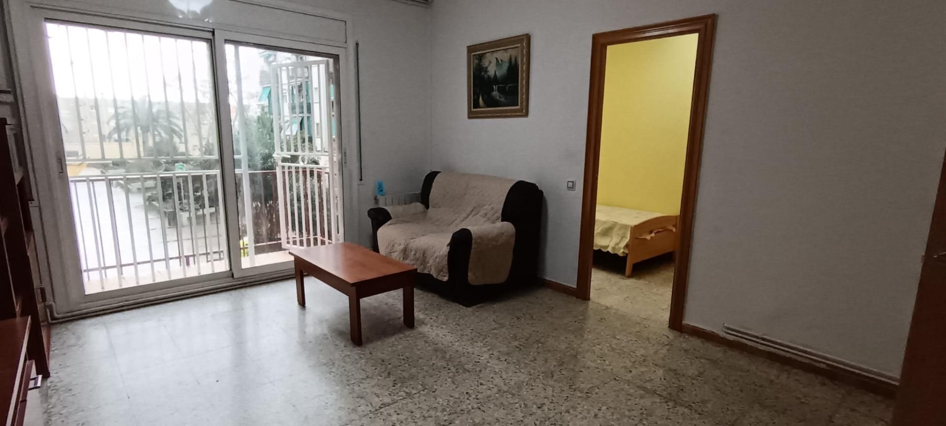 Living room of Flat for sale in Sabadell  with Air Conditioner, Heating and Storage room