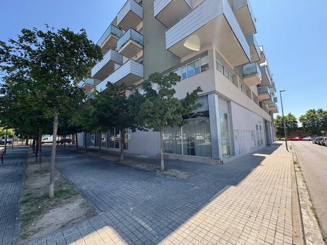 Local comercial en Alquiler en Poble Nou - Olivar Gran