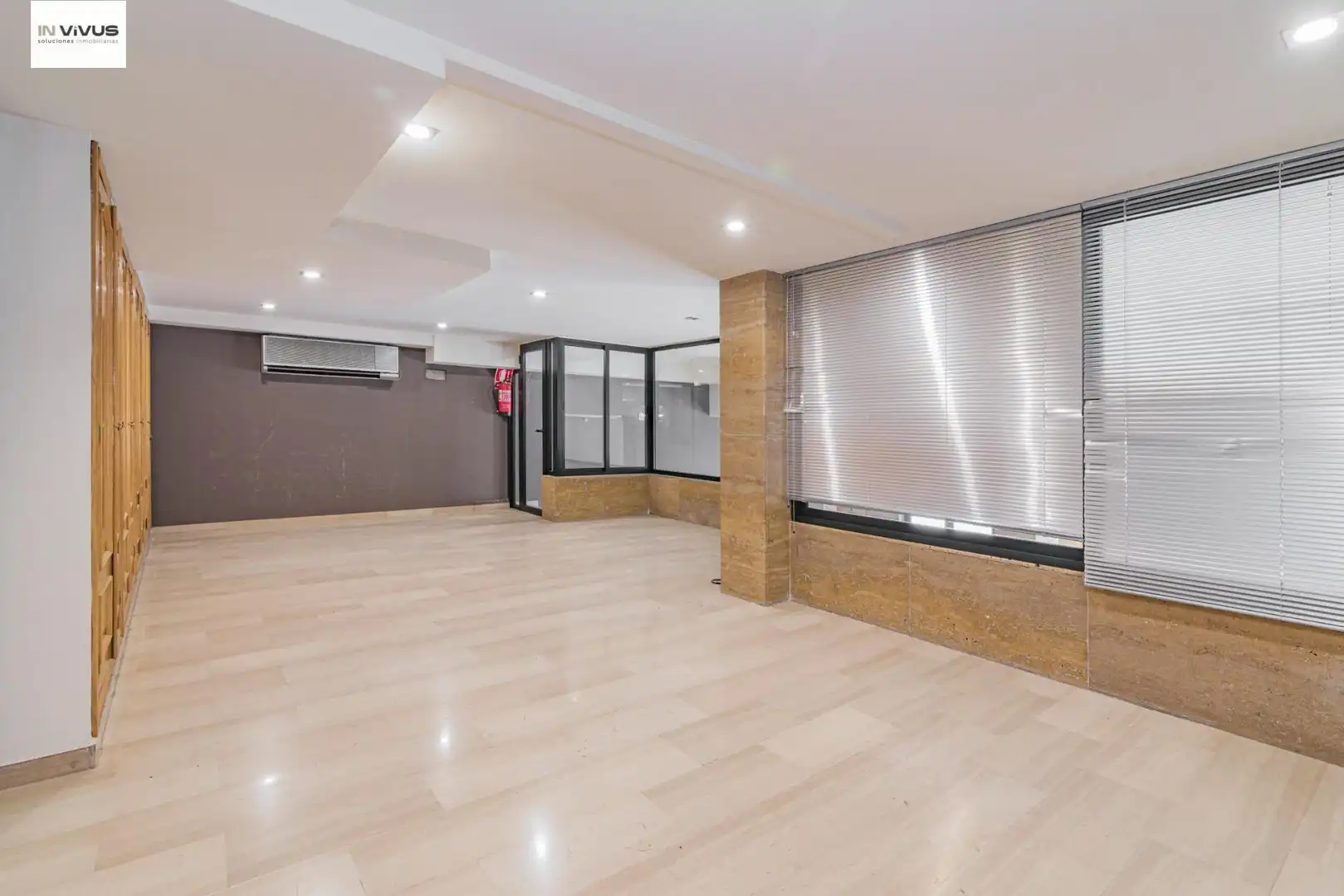 Commercial properties for rent in Granada  with Air Conditioner