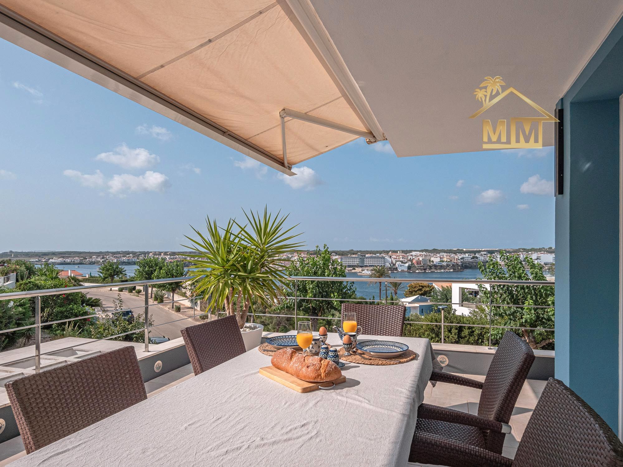 Terrassa de Casa o xalet en venda en Maó - Mahón amb Aire condicionat, Jardí privat i Terrassa