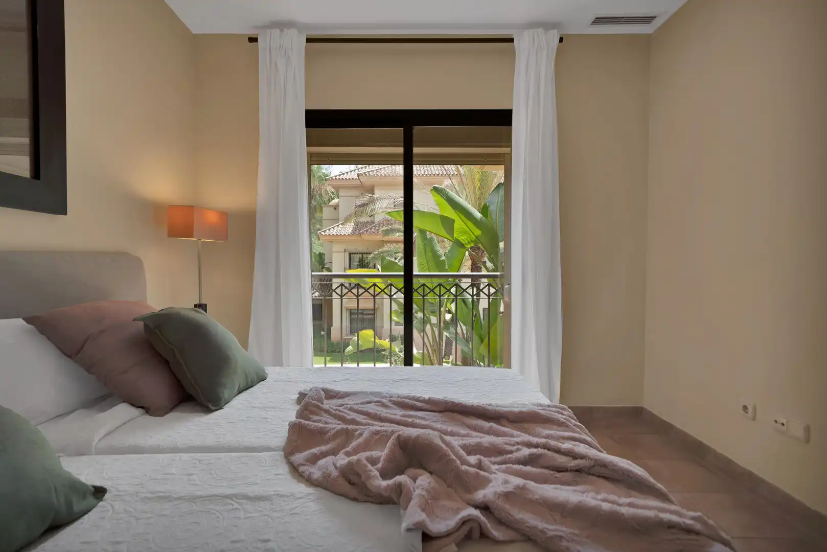 Bedroom of Apartments for rent in Marbella  with Air Conditioner, Heating and Private garden