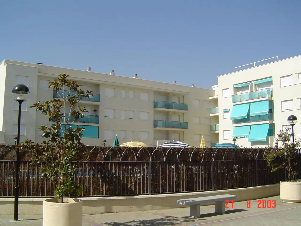 Vista exterior de Pis en venda en Córdoba amb Aire condicionat, Jardí privat i Terrassa