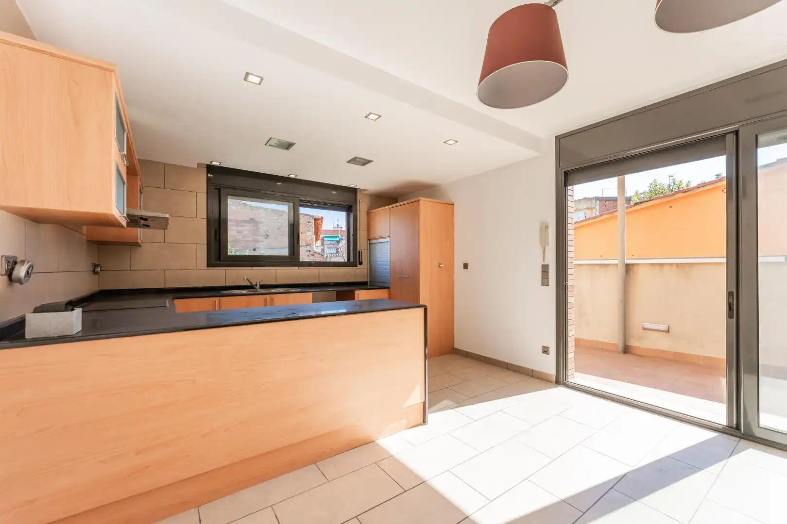 House with garden for sale in Anselm Clave (Calle) 10, imagen 12