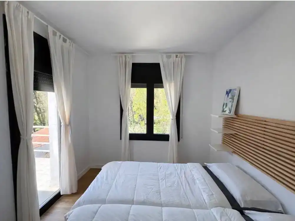 Schlafzimmer von Wohnung zur Miete in Sant Gregori mit Klimaanlage, Privatgarten und Parkett