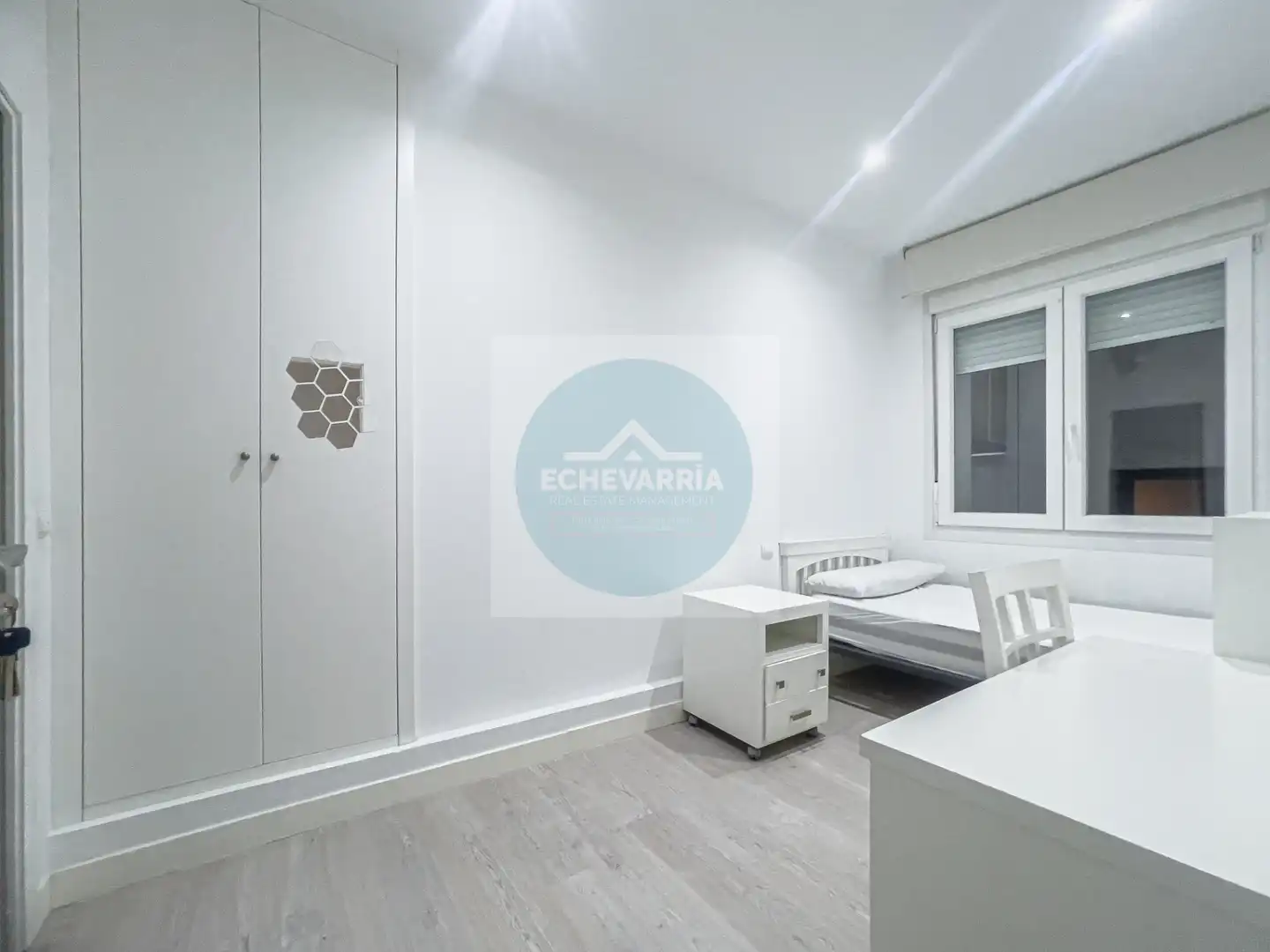 Bedroom of Flat for rent in Madrid  with Heating, Furnished and Oven