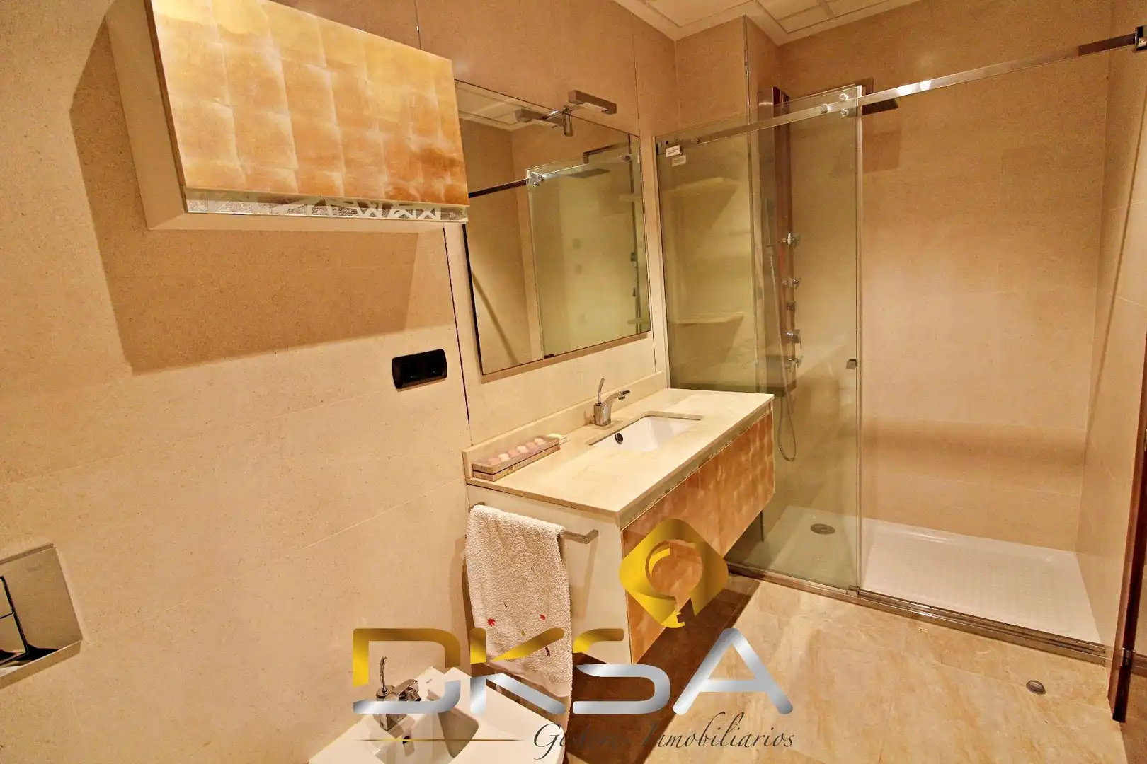 Baño de Casa o chalet en venta en Vila-real con Aire acondicionado, Calefacción y Jardín privado