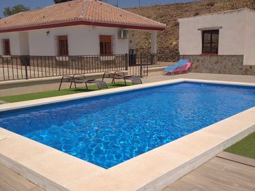Maison rustique avec piscine à vendre à DISEMINADOS 536