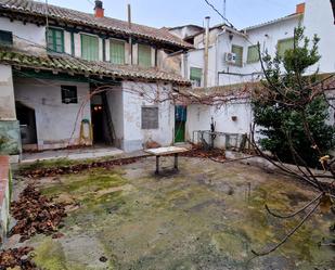 Vista exterior de Casa o xalet en venda en Valdemoro amb Jardí privat, Traster i Balcó