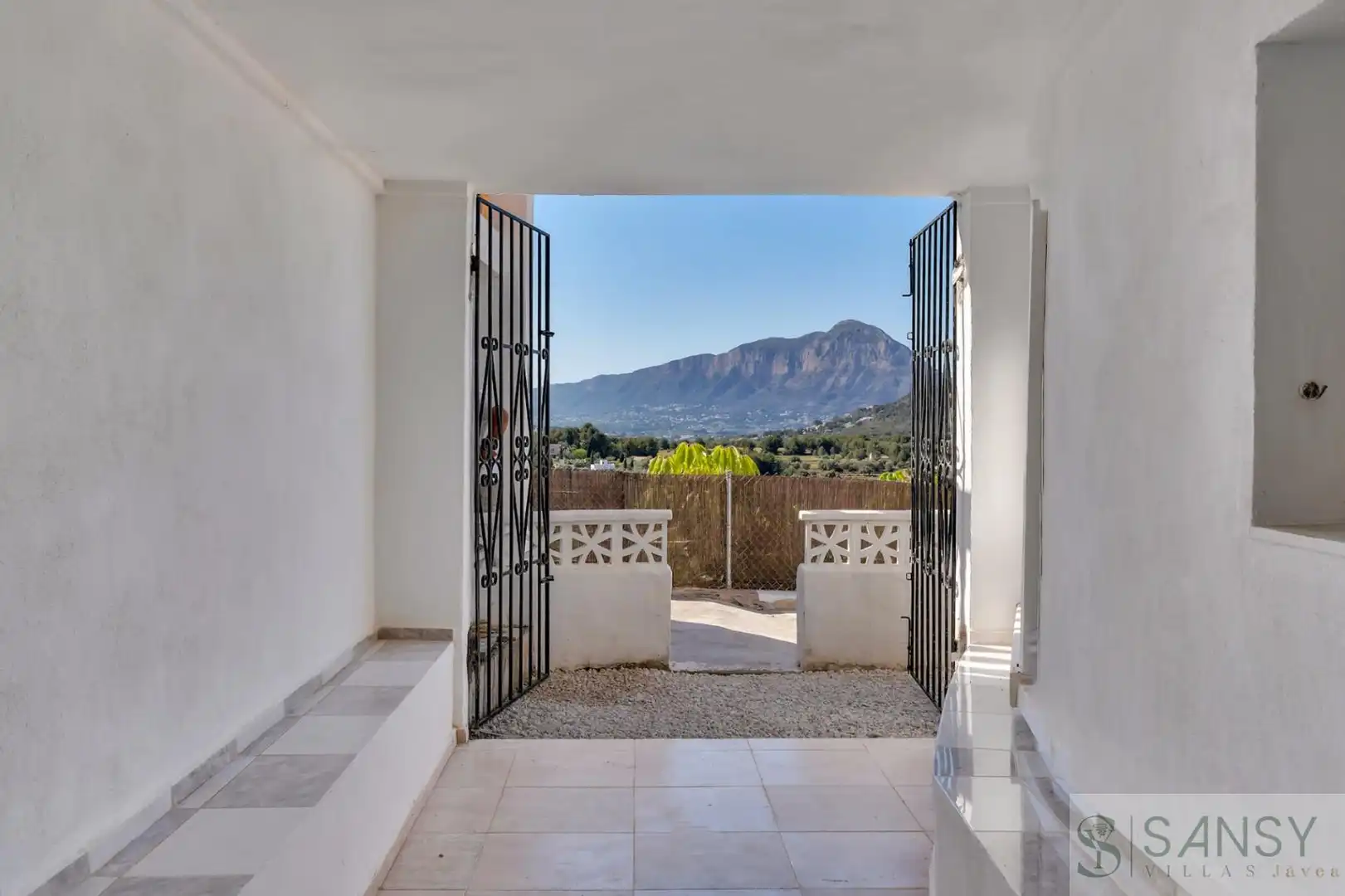 Houses for sale in Jávea / Xàbia  with Air Conditioner, Terrace and Storage room