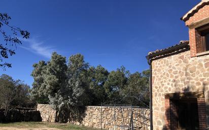 Vista exterior de Casa o xalet en venda en Turégano amb Aire condicionat i Terrassa