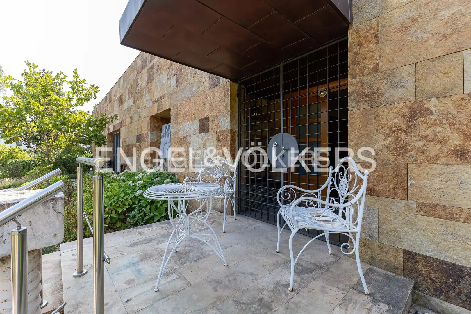 Terrace of Houses for sale in Majadahonda  with Air Conditioner, Heating and Private garden