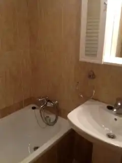 Baño de Apartamento en venta en León Capital  con Calefacción, Parquet y Terraza