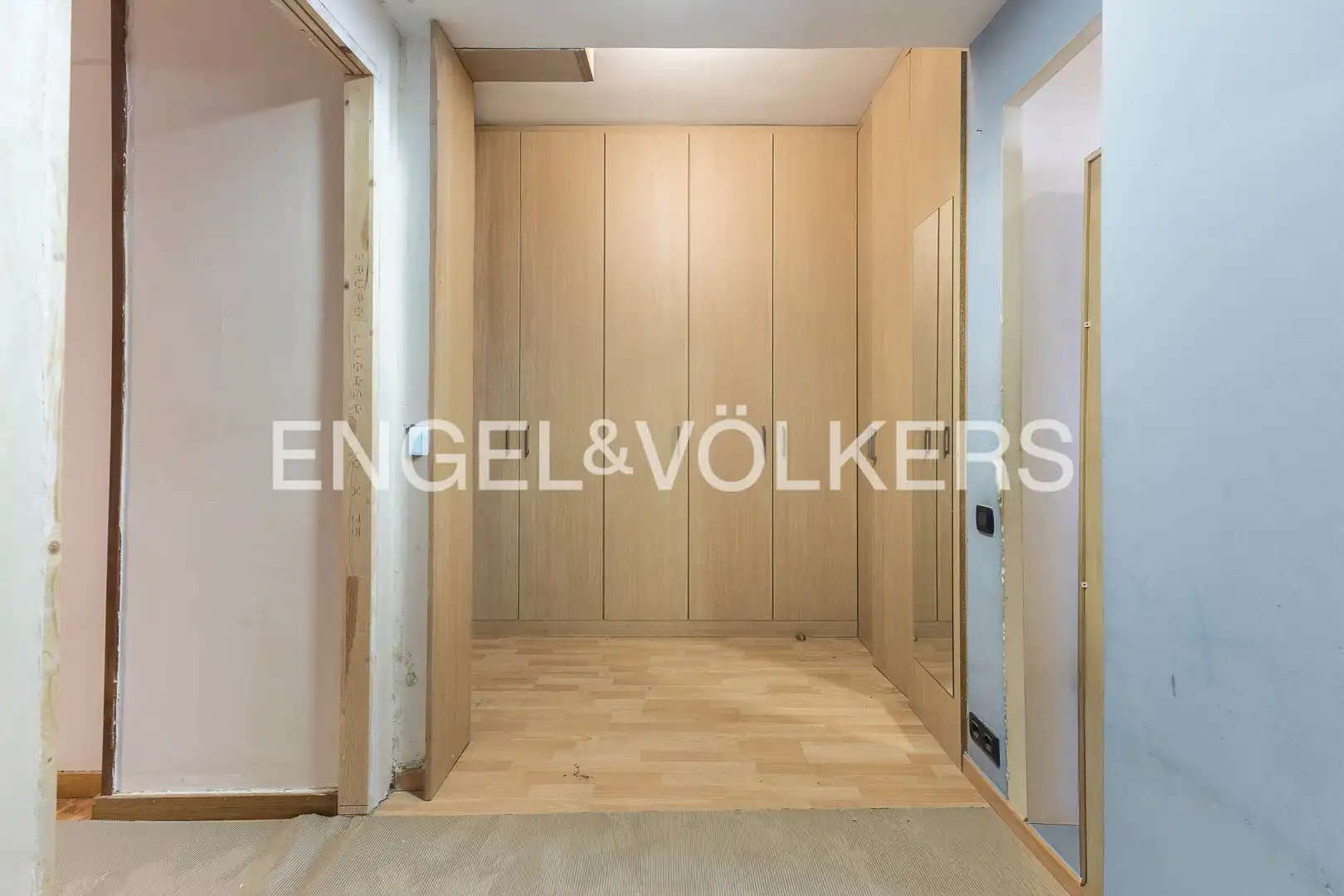 Piso en venta en Barcelona con Aire acondicionado, Calefacción y Parquet