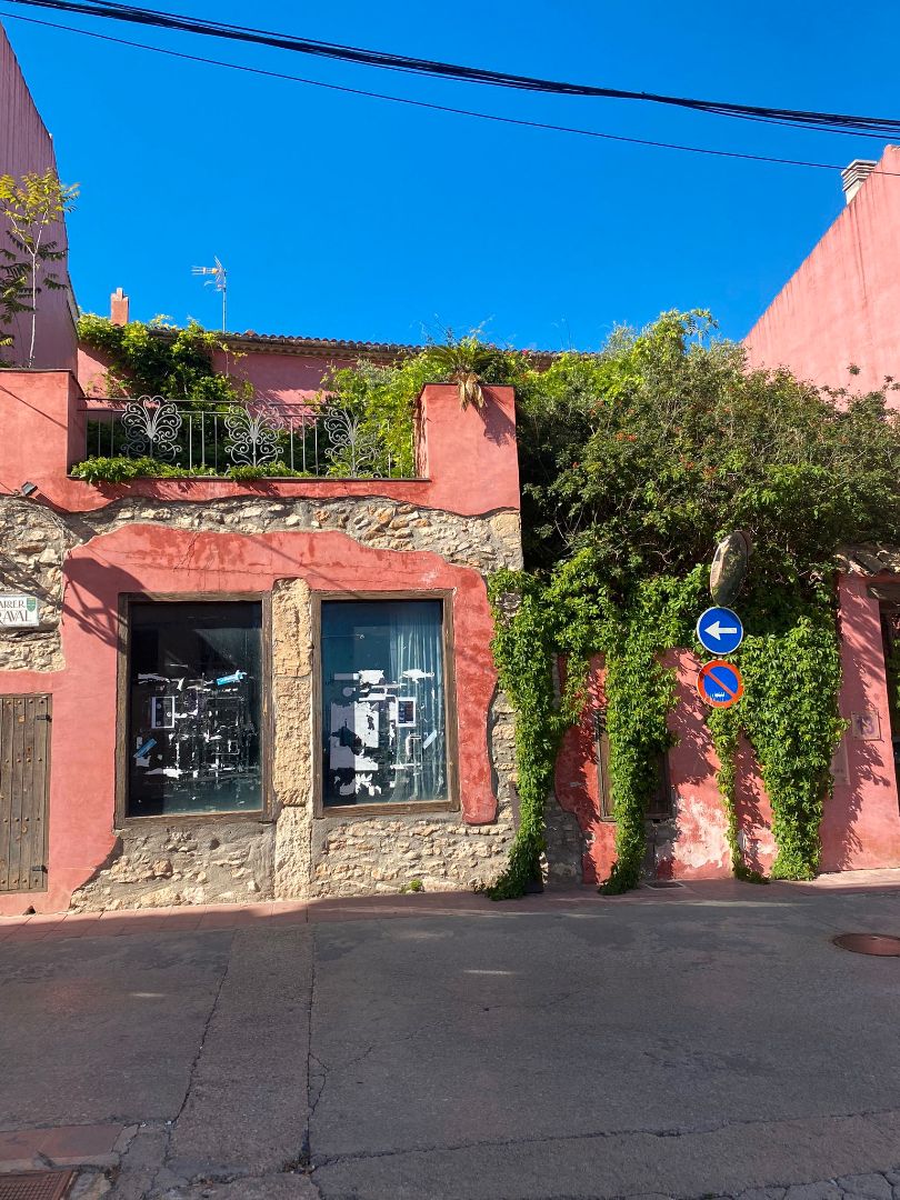 Vista exterior de Edificio en venta en Creixell