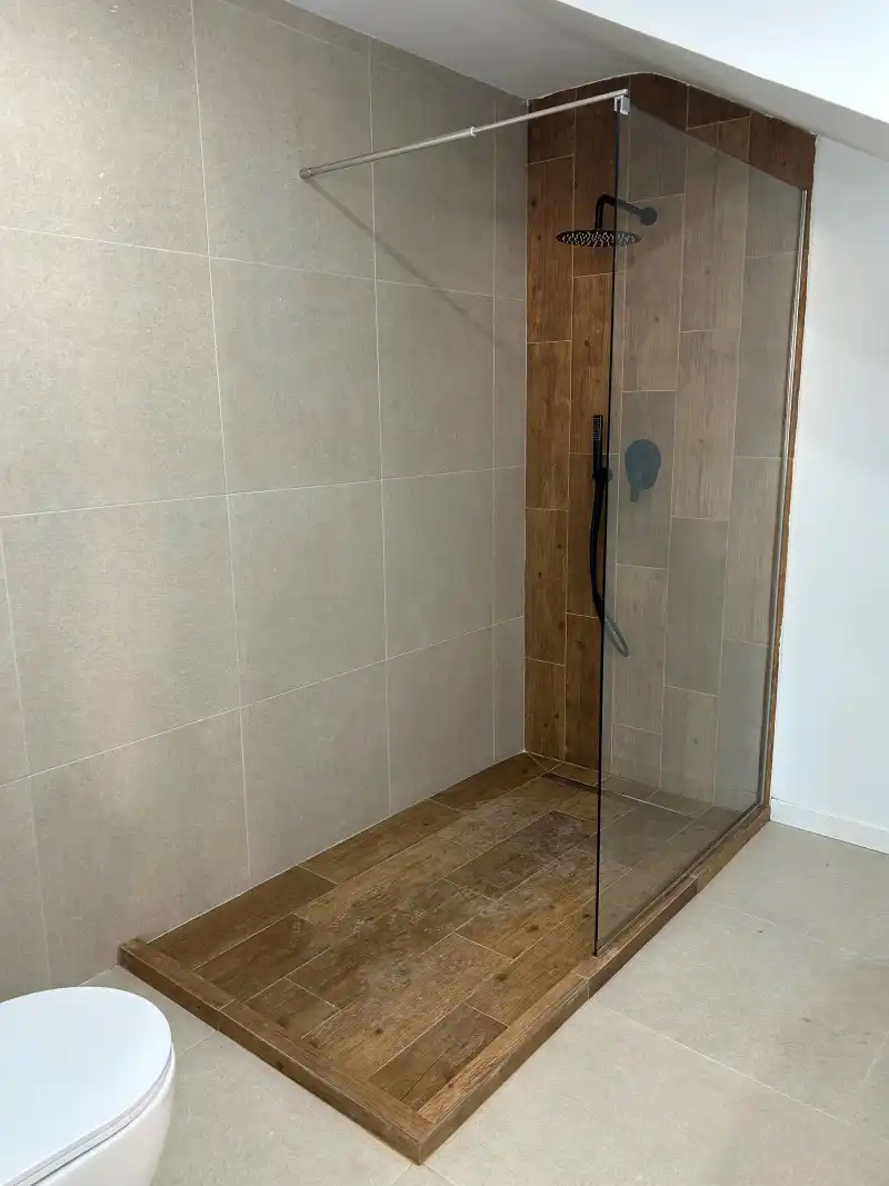 Baño de Piso en venta en Piles con Aire acondicionado