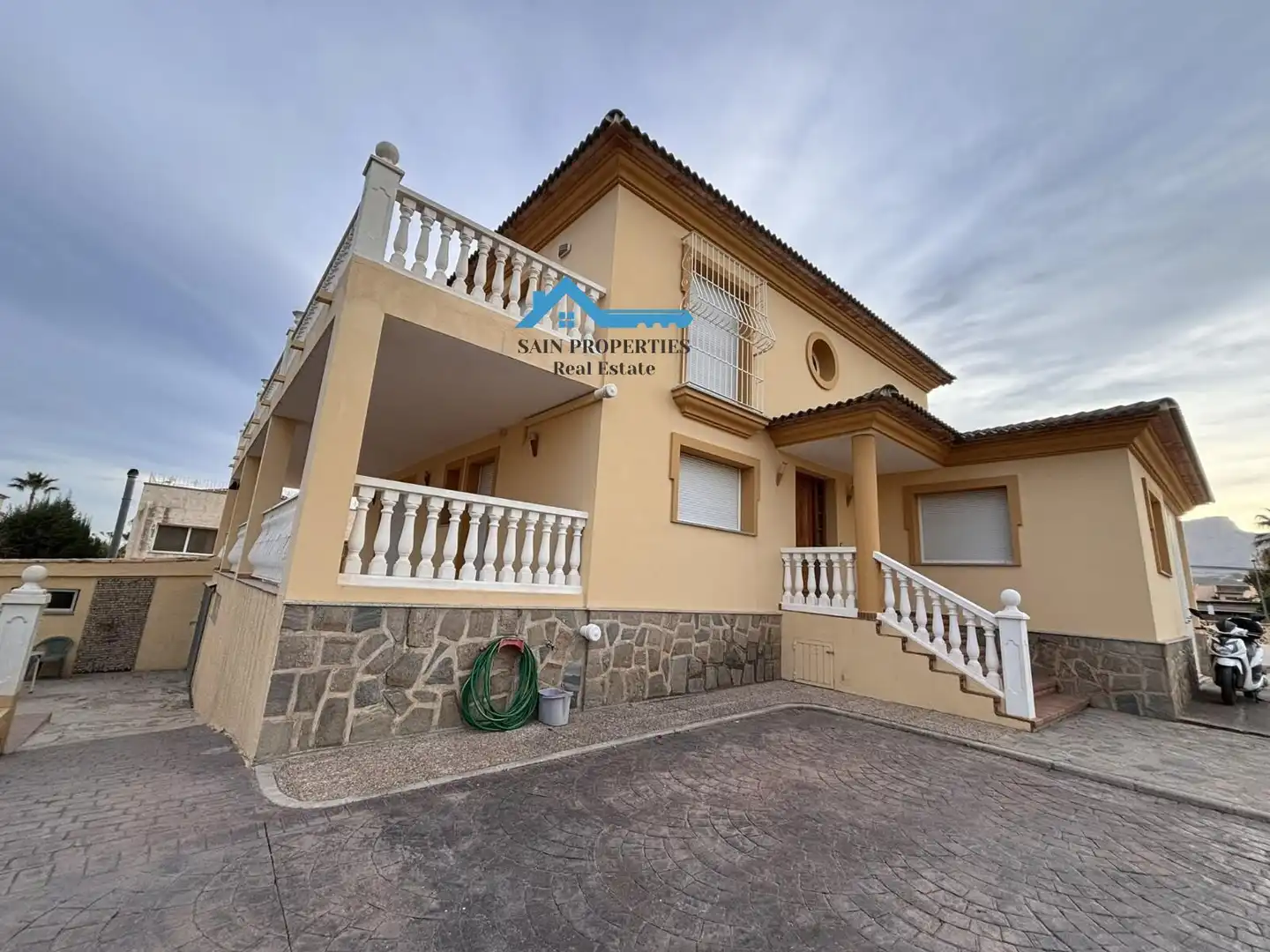Villa mit Terrasse zum Verkauf in El Tossal - Bello Horizonte