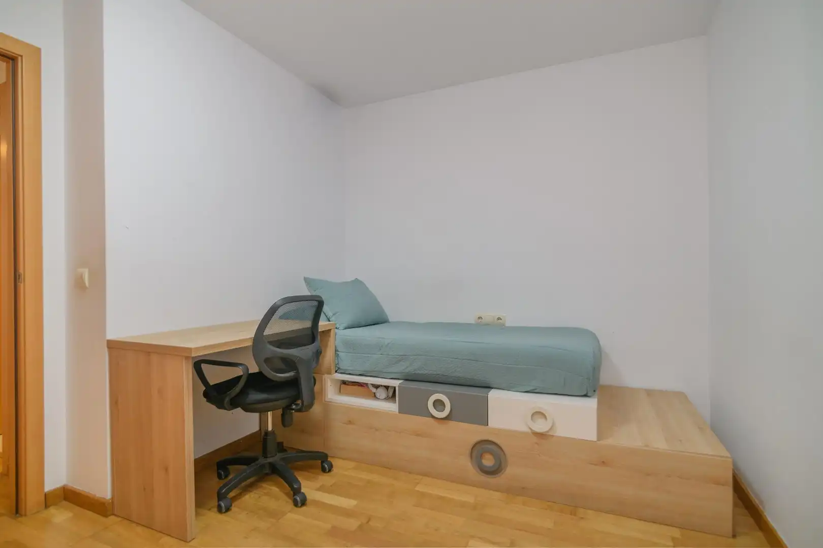 Habitación de Piso en venta en Manresa con Calefacción y Balcón