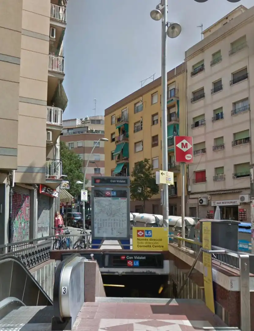 Exterior view of Flat for sale in Esplugues de Llobregat