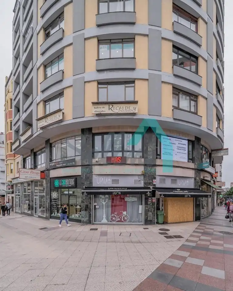Office space with lift for sale in Centro - Casco Histórico, imagen 59