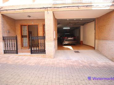 Casa con balcón en venta en Almenara