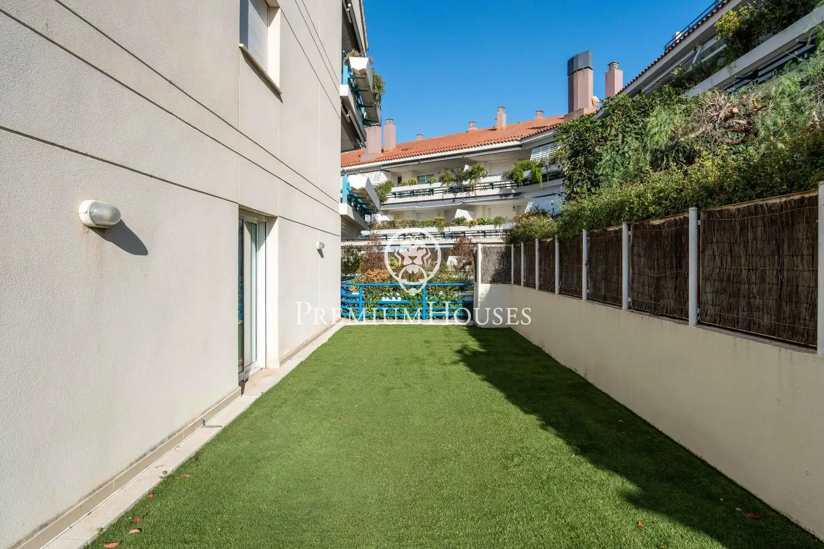 Terrace of Ground floor for sale in Sitges  with Air Conditioner, Heating and Private garden