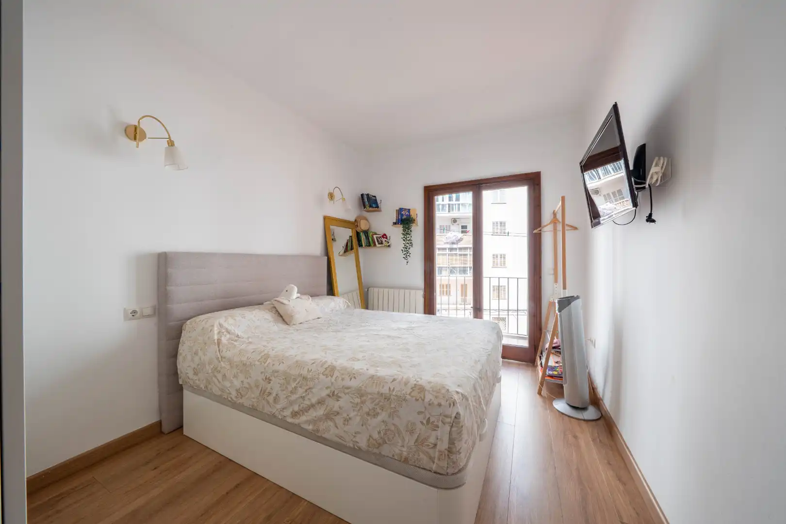 Bedroom of Flat for rent in  Palma de Mallorca  with Air Conditioner, Heating and Terrace