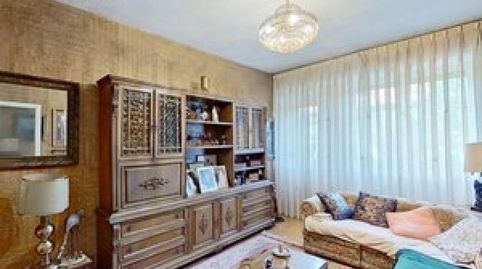 Foto 3 de Pis en venda a Oviedo - Calle Tenderina Alta, Ventanielles, Oviedo