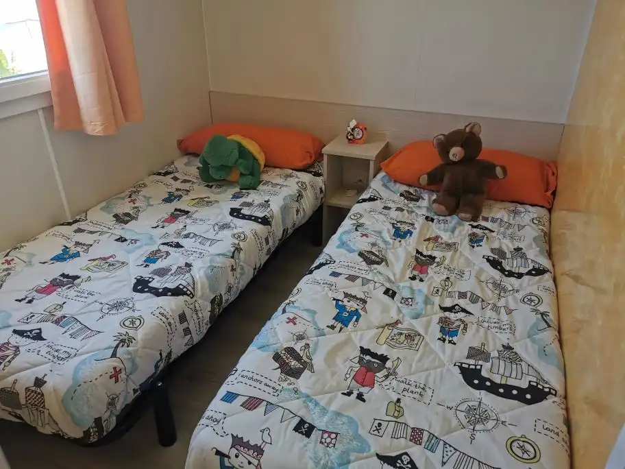 Bedroom of Houses for sale in Barbate  with Air Conditioner, Private garden and Terrace