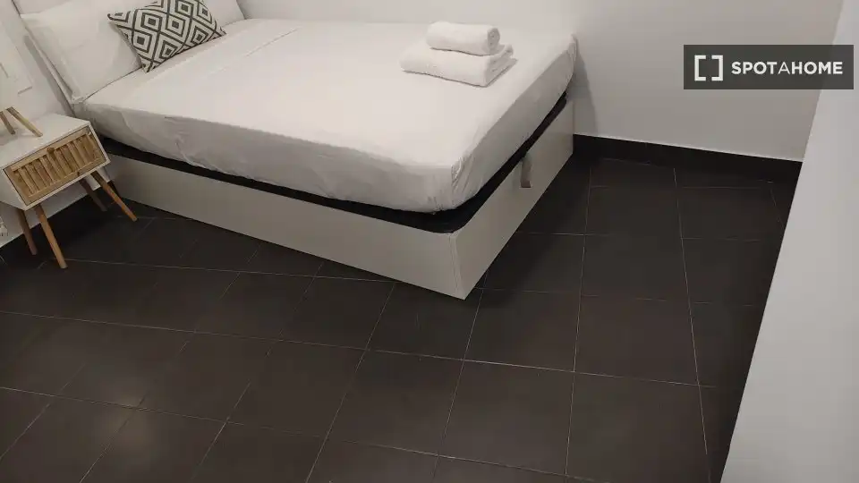 Schlafzimmer von Wohnung zur Miete in Carabanchel