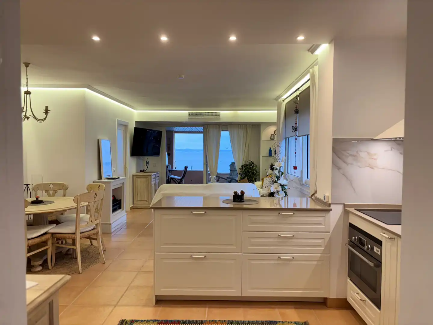 Flat for rent in Passeig Illetes, Cas Català - Illetes