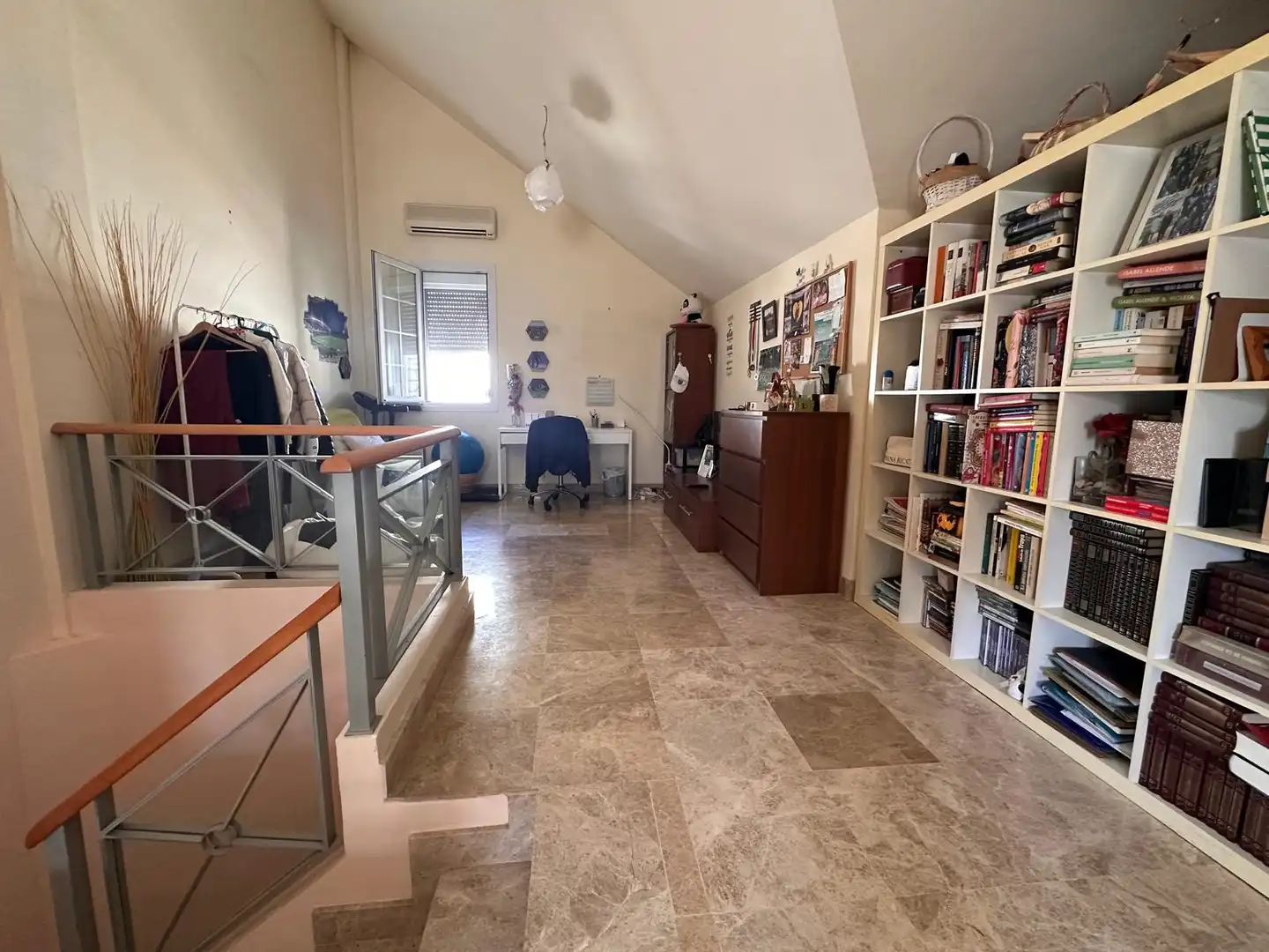 Casa adosada en venta en Montequinto con Aire acondicionado y Calefacción