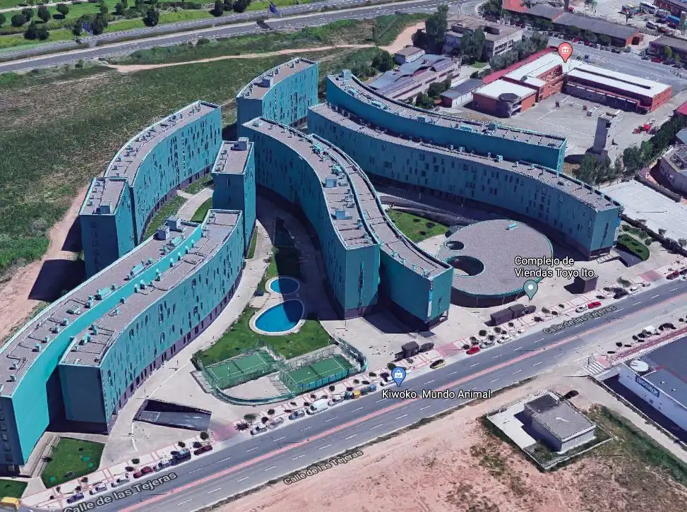 Vista exterior de Apartamento en venta en  Logroño con Piscina