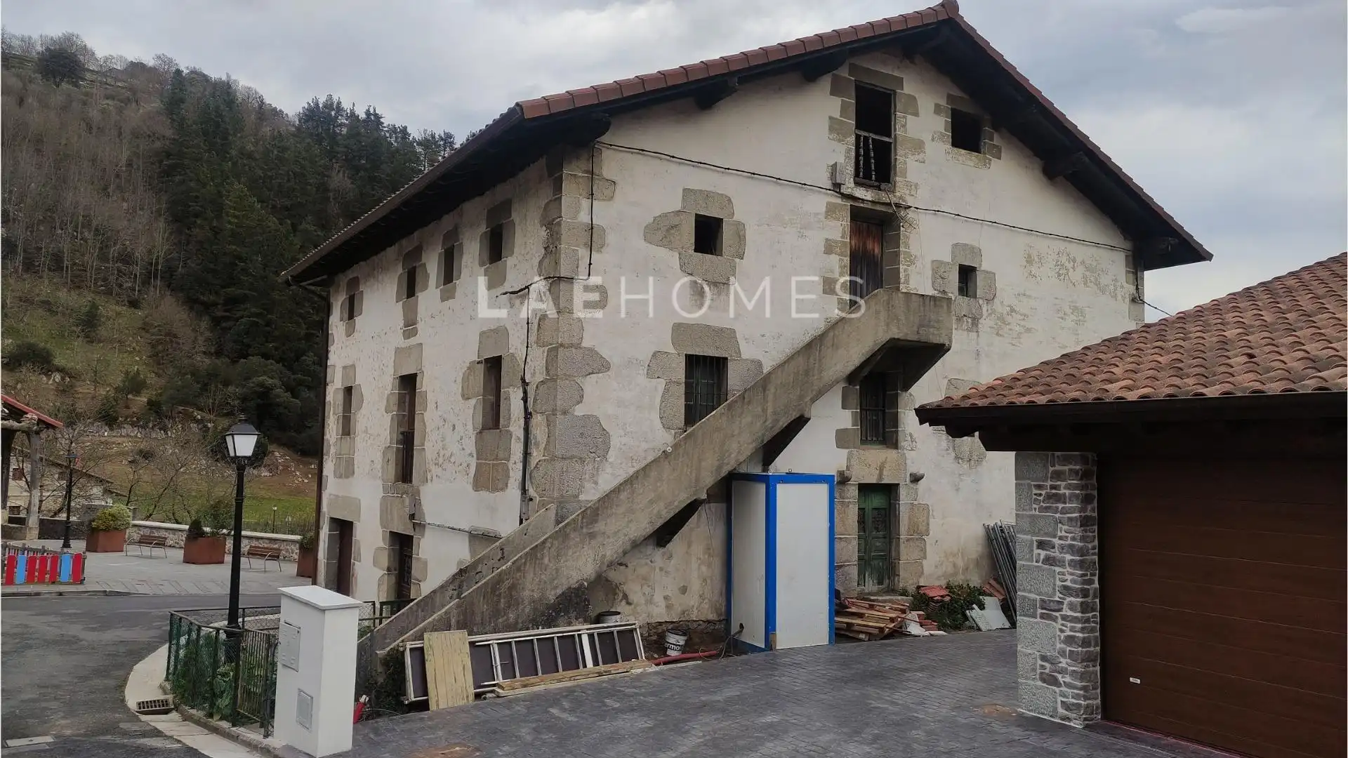 Vista exterior de Casa o chalet en venta en Albiztur con Jardín privado y Balcón