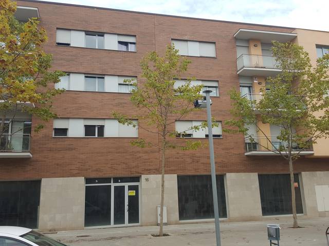 Local comercial en Venta en M. AURÈLIA CAPMANY en Els Monjos